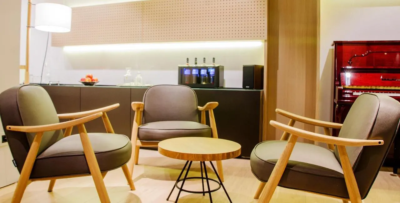 Aparthotel Silver Barcelona