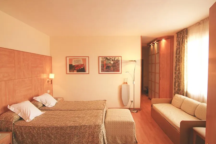 *** Hotell Aparthotel Silver Barcelona Spanien
