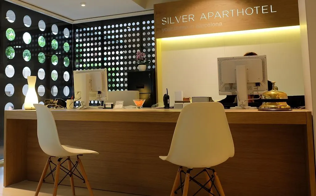 Aparthotel Silver Barcelona Hotell