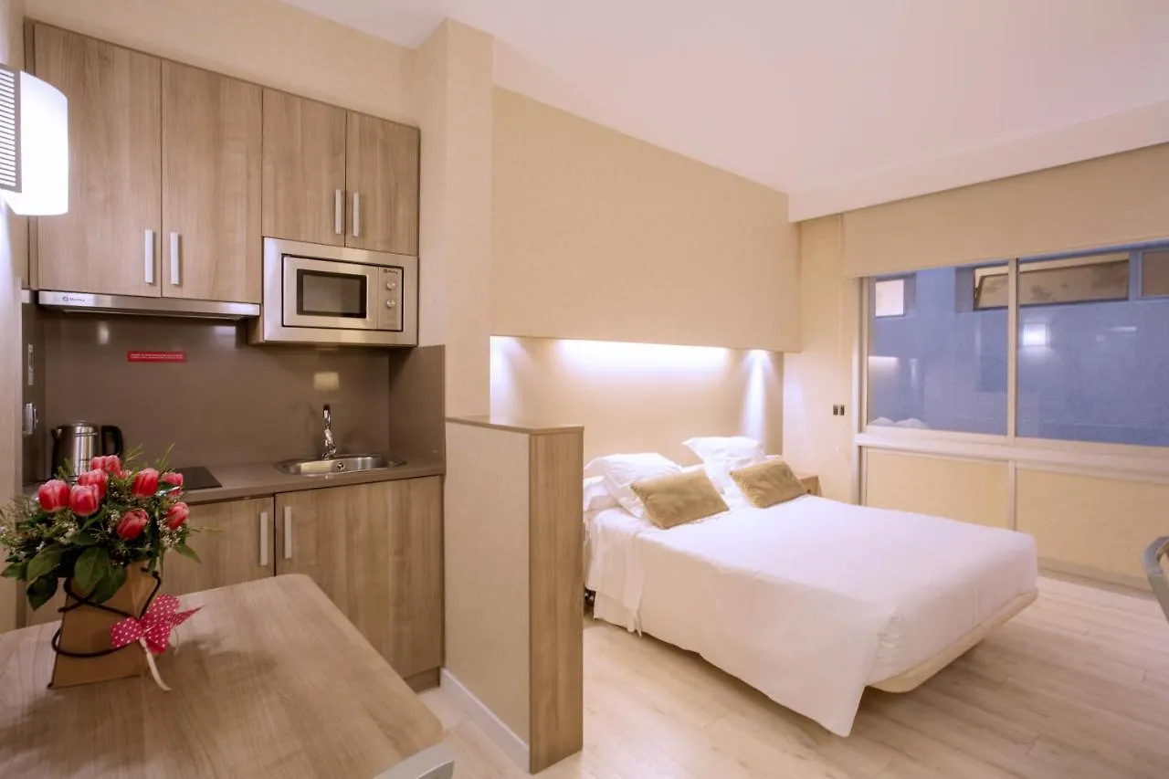*** Hotell Aparthotel Silver Barcelona Spanien